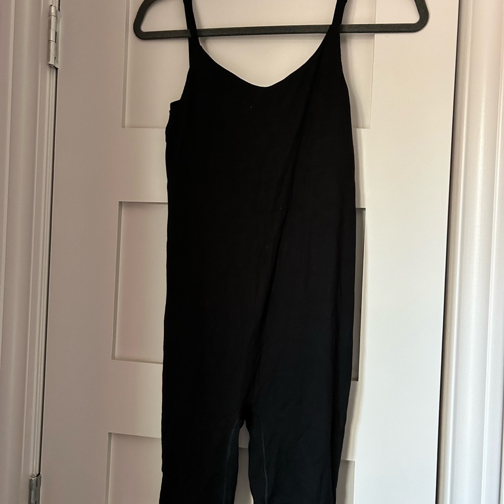 Gap Maternity Ribbed One Piece - Picture 4 of 4